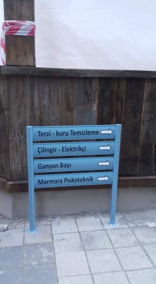 yönlendirme tabelası sultanbeyli