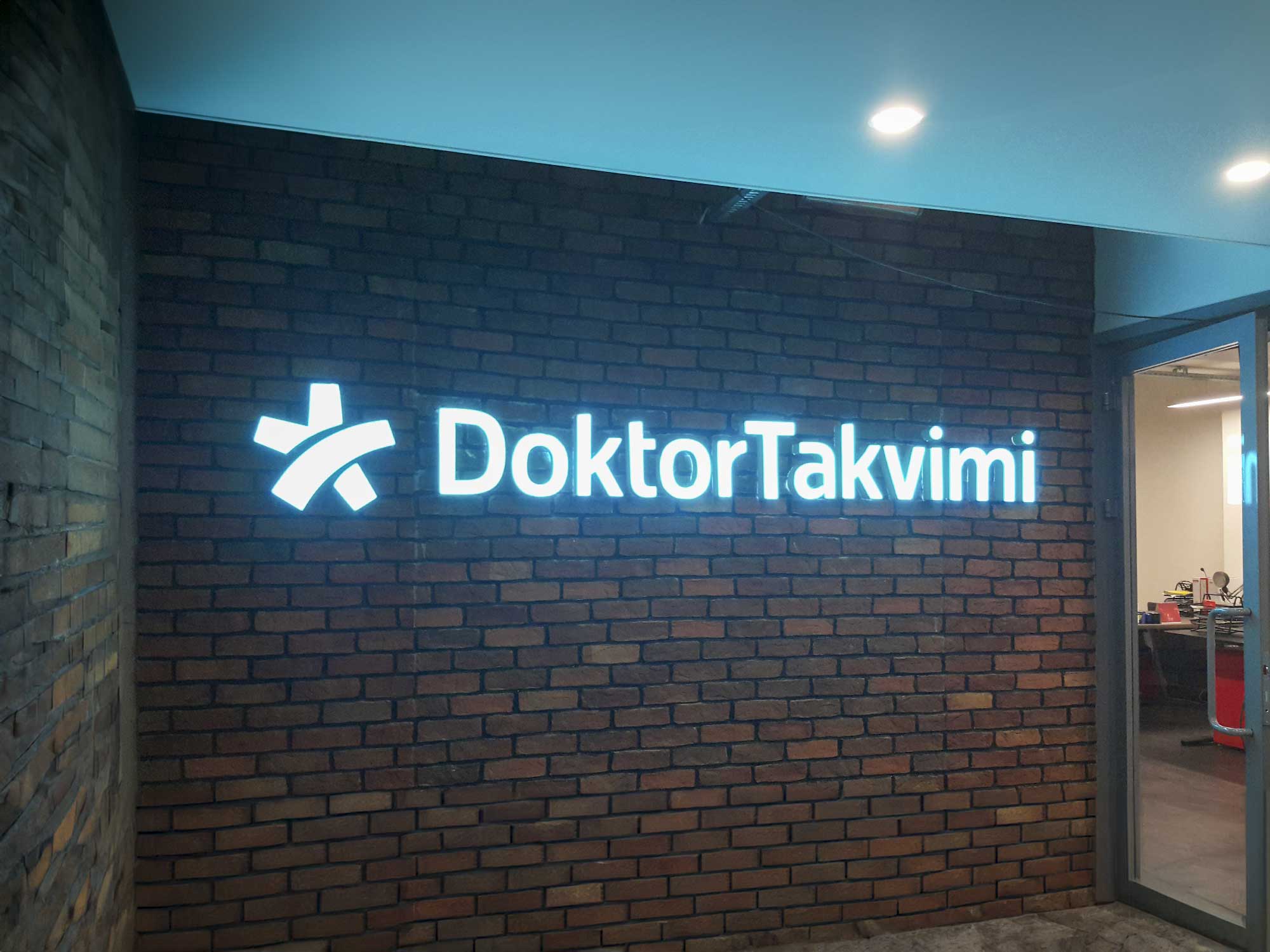 Emirhan reklam tabela üretimi