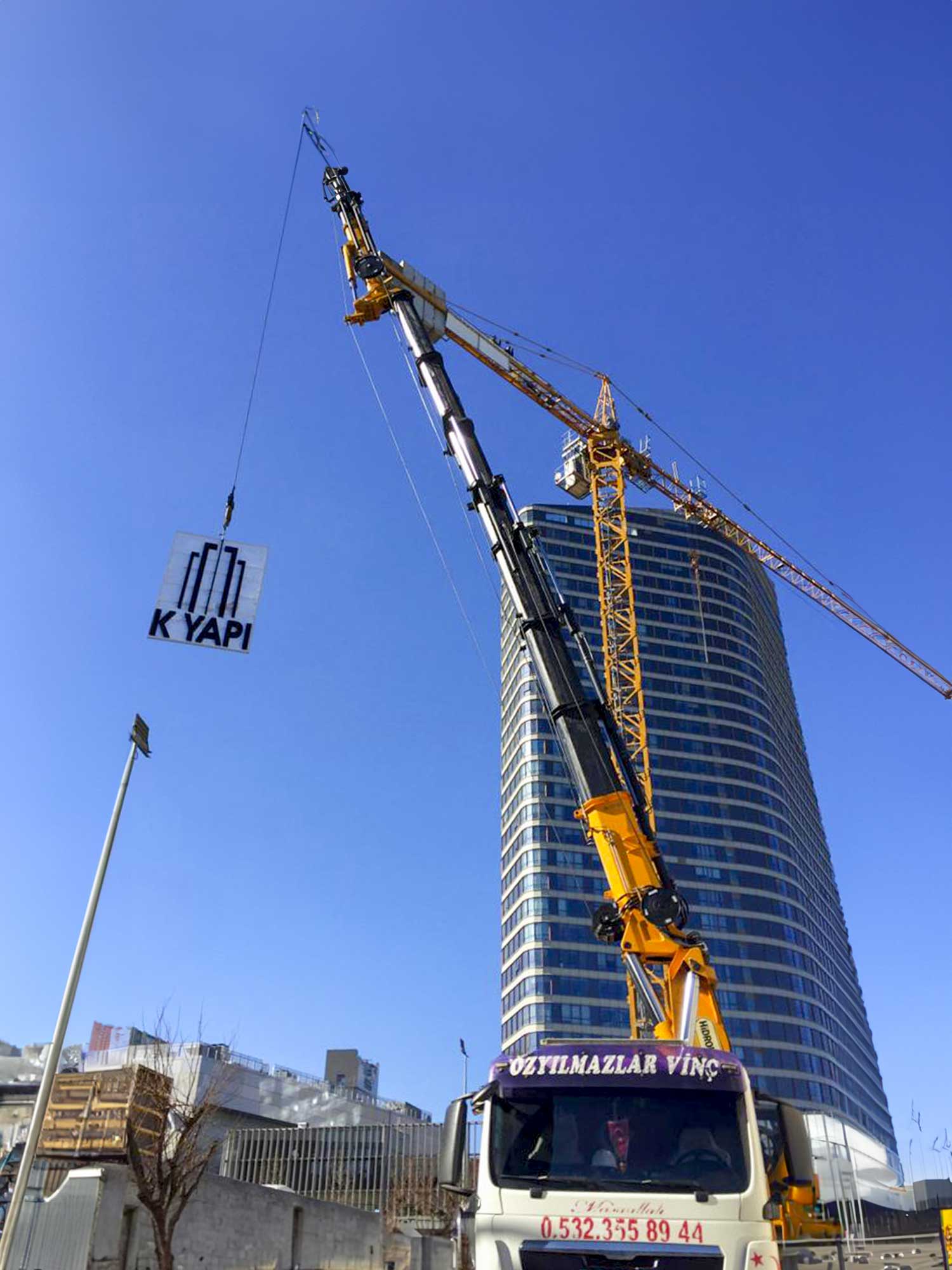 istanbul kule vinç tabelası inşaat kule vinç tabelası